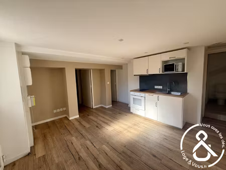 appartement en rez-de-chaussée entièrement rénové