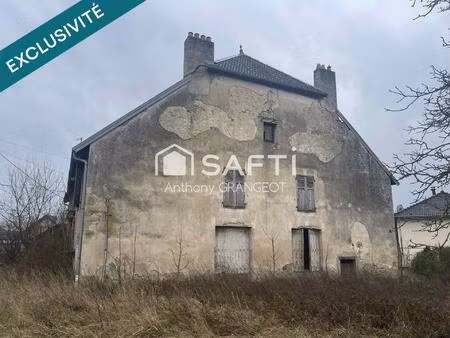 immeuble de 3 appartements a renover en totalite