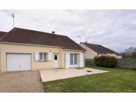 pavillon avec terrain clos