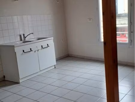 à louer brizambourg centre