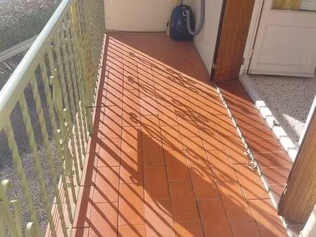 location à l'année - appartement au calme