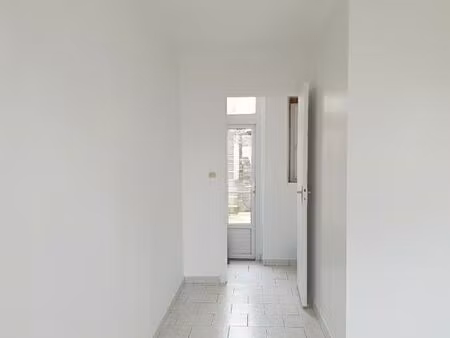 location maison de ville particuliere