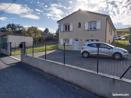 locations maison indivuelle avec garage  cave  parking  terrain