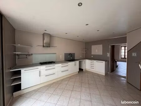 maison de village t5