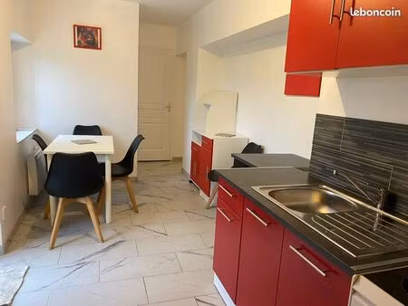 à louer maison mitoyenne meublée à auverse 49490