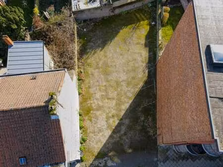 opportunité terrain avec permis pour 3 appartements !