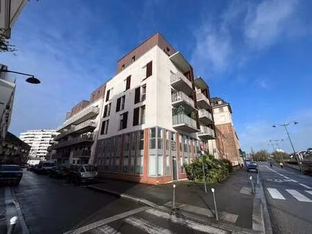vente garage et parking à rennes centre ville (35000) : à vendre / rennes centre ville