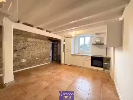location maison 2 pièces 62 m² à casteljaloux (47700)  515 €