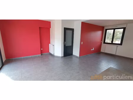 location maison 5 pièces 132 m² à pont-de-salars (12290)  890 €