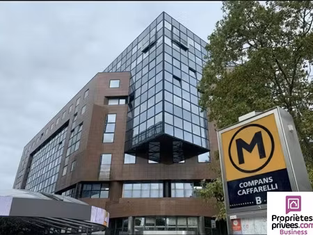 location locaux professionnels 2076 m² à toulouse (31000)  36 500 €