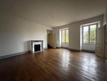 location maison à doue-la-fontaine (49700) : à louer / 170m² doue-la-fontaine