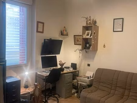 studio 25m2 lourdes - 7 min a pied du sanctuaire - vendu meuble - parking prive