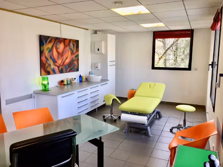 bureaux 60 m2 avec 2 stationnements privatifs à louer - cadr