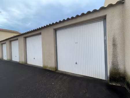 garage box de 28m2 - secteur charles trenet