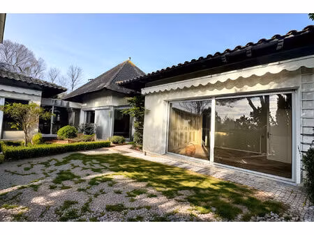 vente maison 7 pièces 240 m² bergerac (24100)