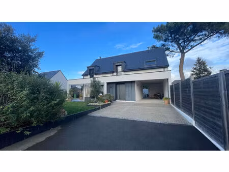 a vendre - belle maison 142 m² à carnac -volumes et confort et proche commerces