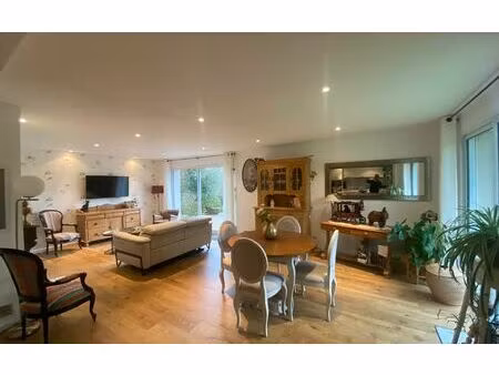 maison saint-renan 142 m² t-5 à vendre  468 000 €