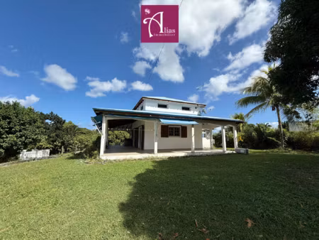 maison meublée grand jardin cloturé st anne/moule