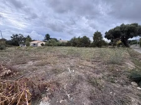 terrain constructible à vendre