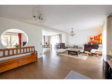 scy chazelles maison d'architecte 7 pièces 210 m² avec vue imprenable