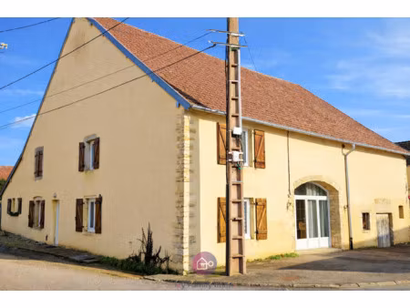 havre de paix et volumes généreux à chassey-lès-montbozon (7