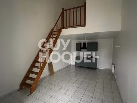 studio 1 pièce 33 m²