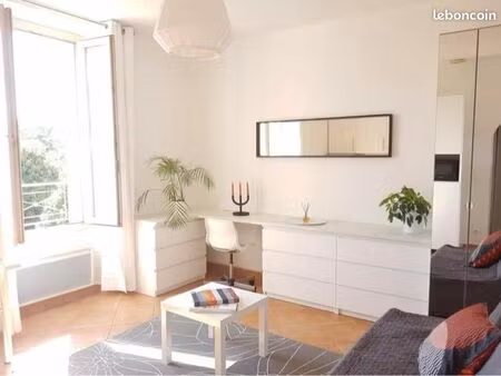 location studio à l’année saint-raphael