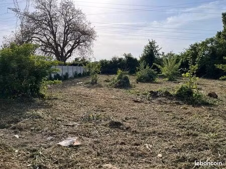 terrain 300 m² la foret le roi