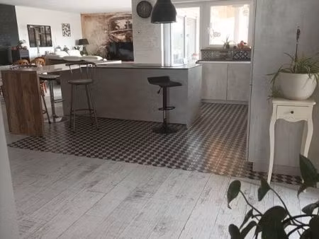 maison 5 pièces 152 m²