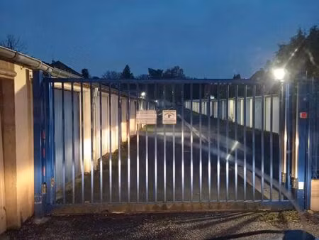 a louer à sin le noble garage