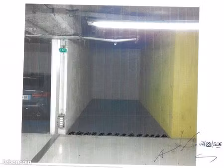 location place de stationnement - parking baille