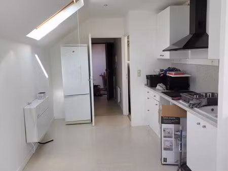 loue appartement- 2 pièces-45 m²- 460 sablé centre