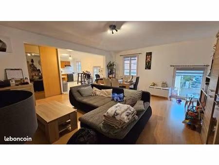 a mey  7km de metz  spacieux f3/f4 dispo 11/5