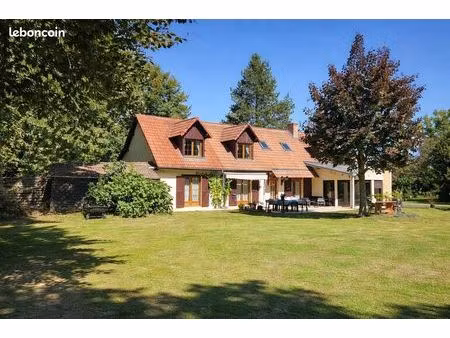 changé (72560) 7 pièces 5 chambres 250 m² terrain 6.000 m²