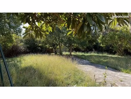 terrain 543 m² le passage