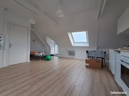 studio 1 pièce 22 m²