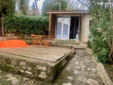 petite mazet avec jardin