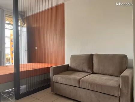 t1 rénové avec coin nuit séparé – moderne et lumineux