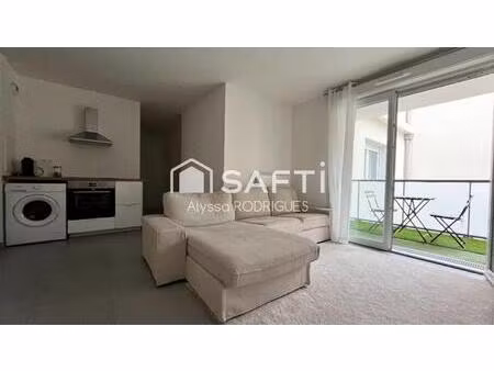 appartement 2 pièces récent avec balcon loué