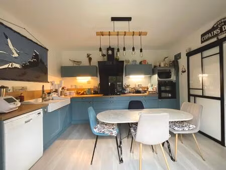 pavillon familial 232 m²