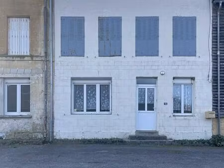 située dans le village du chesnois-auboncourt