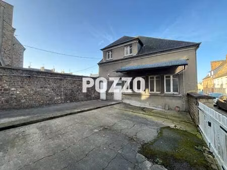 vente maison à saint-hilaire-du-harcouët (50600) : à vendre / 135m² saint-hilaire-du-harco