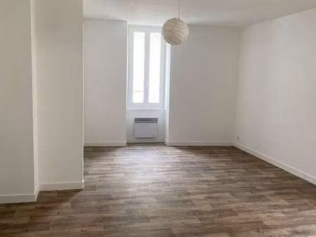 location appartement 2 pièces à savenay (44260) : à louer 2 pièces / 46m² savenay