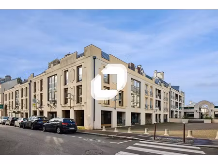 vente bureau versailles 78000