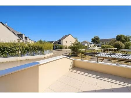 t3 duplex 'maison sur le toit' expo sud