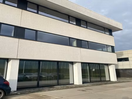 commercieel te huur in zwijndrecht