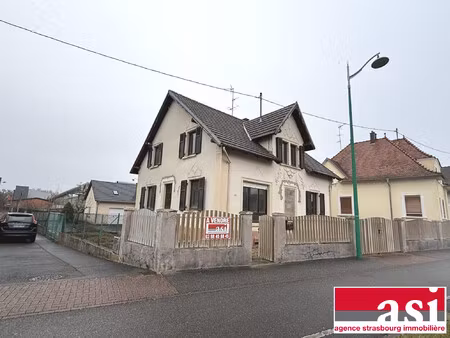 maison 6/7 pièces 137m² à rénover. beau potentiel.