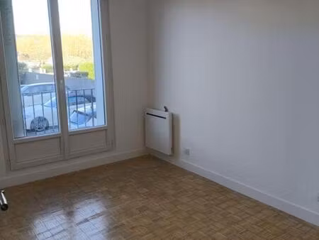 location appartement 1 pièce 9 m² à soissons (02200)