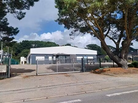location bureau brest 210 m²
