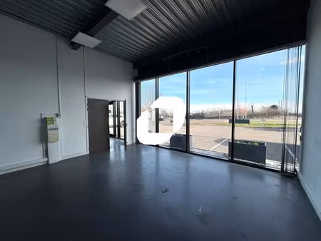 bureaux à louer | 84 m² divisibles | forte visibilité - taluyers